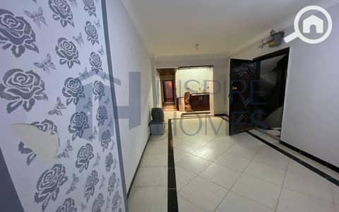 شقة 2 غرفة نوم للبيع في سموحة، الإسكندرية - 1. jpg