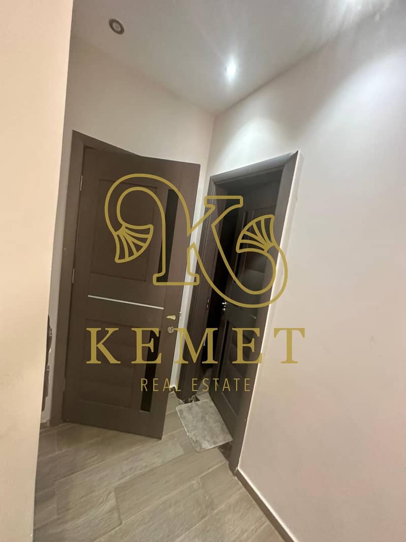 4 0180f6d3-9def-42d3-a518-f93d686eed3a. jpg