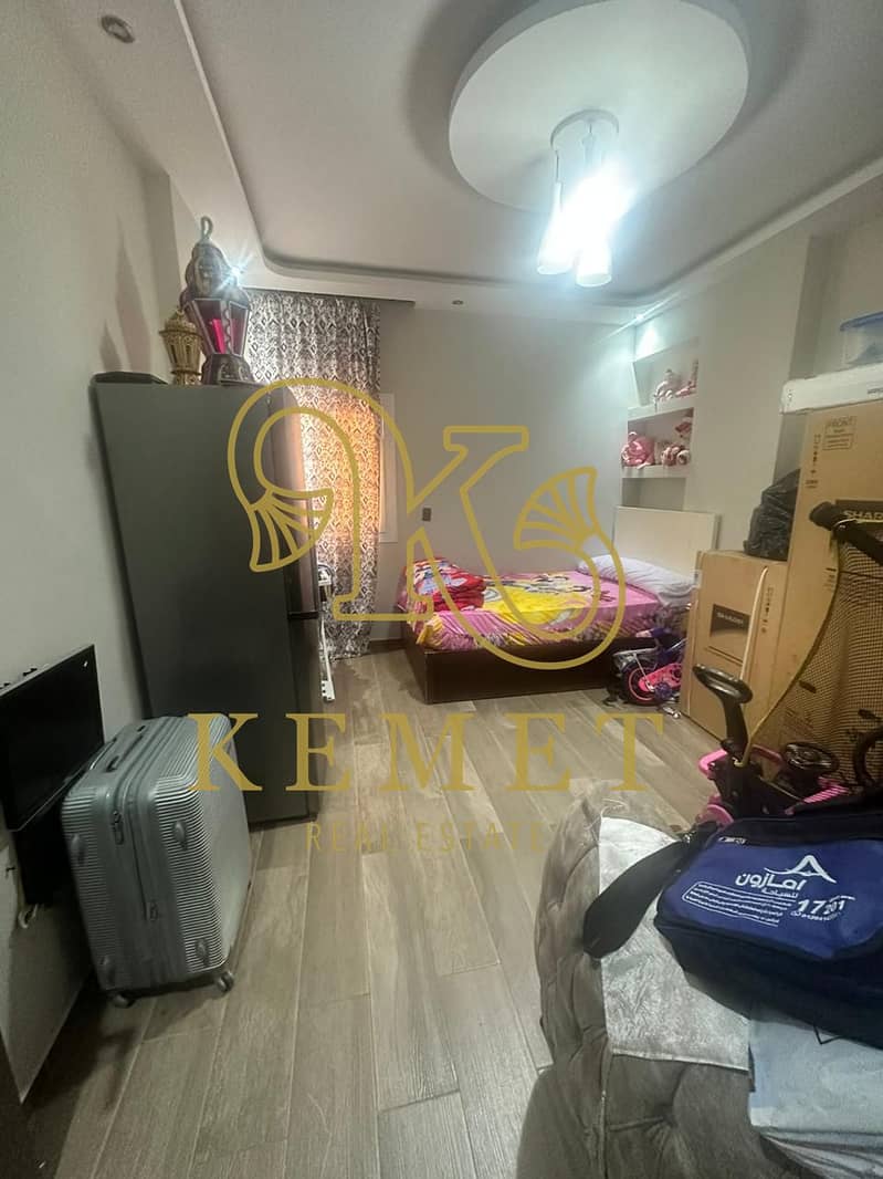 8 a7afdc2a-48bf-4144-9e39-33576fb1894a. jpg