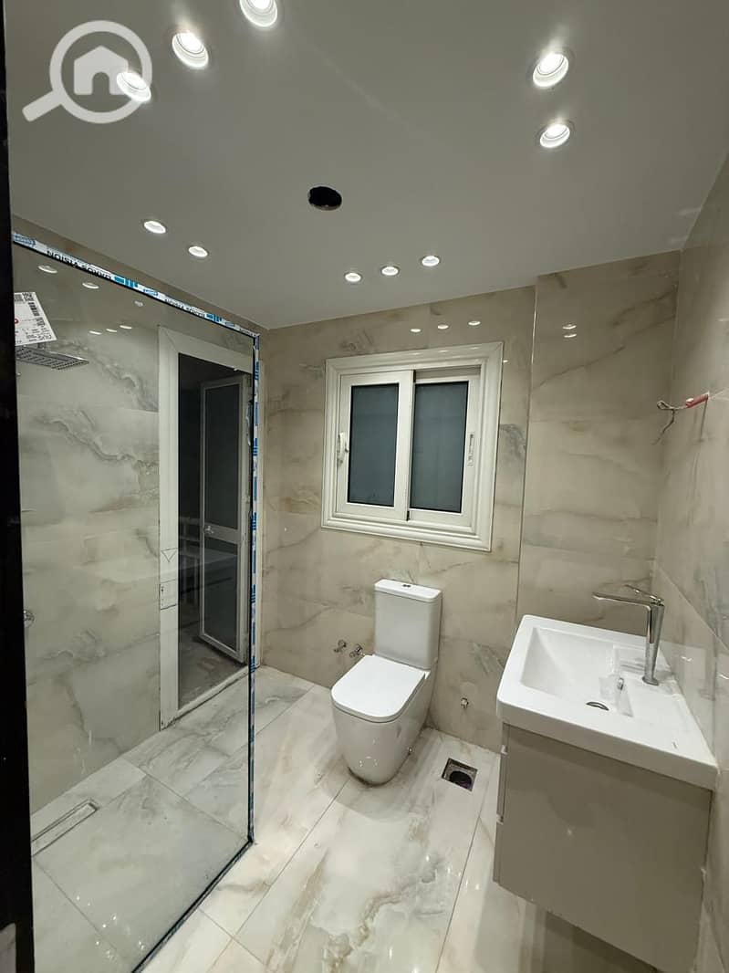 5 a93d1699-4f91-46fb-a855-d6bac442d705. jpg