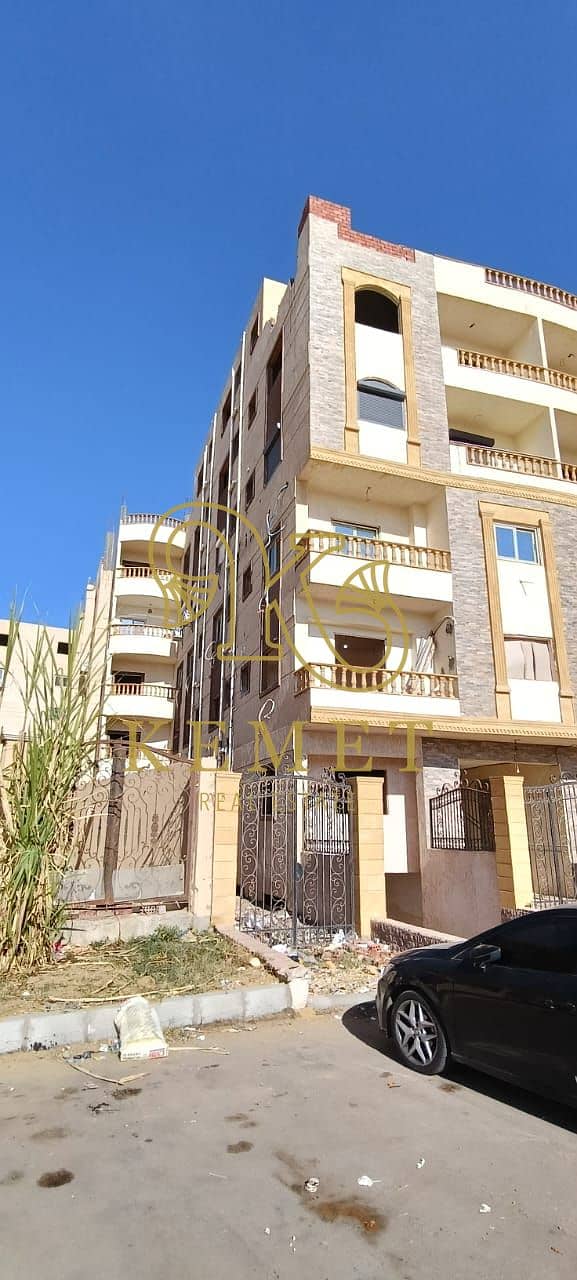 4 5aa68d16-2189-4817-bf54-f178e2a7d8a6. jpg