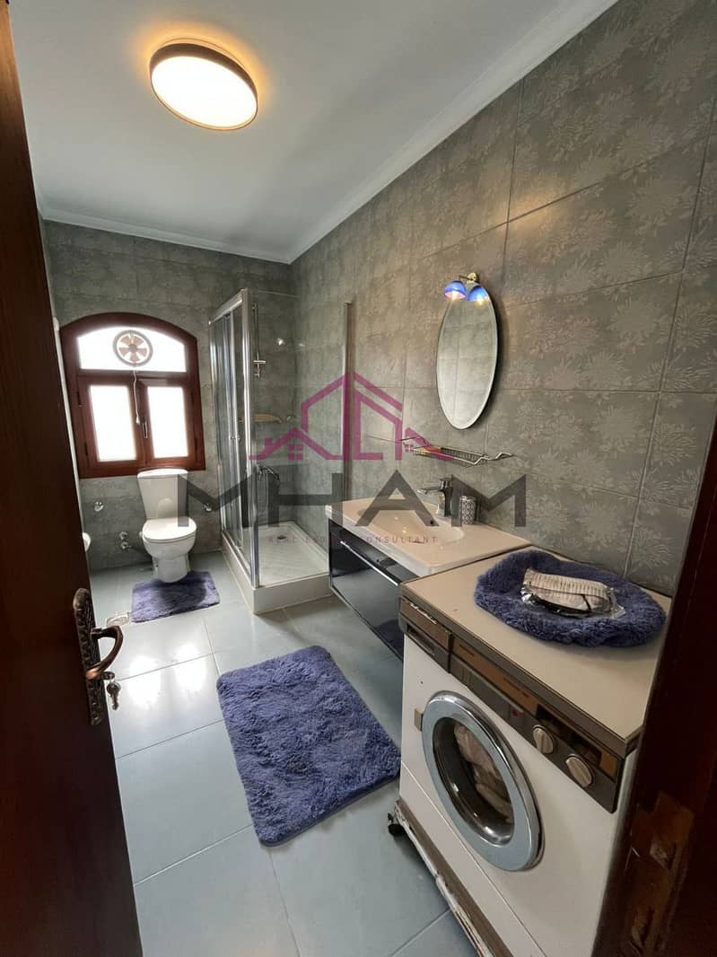 10 photo_5947134253365660828_y. jpg