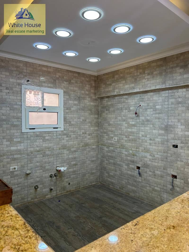 10 89897fb2-8b6c-45b9-b517-d7998d2c2d51. jpeg