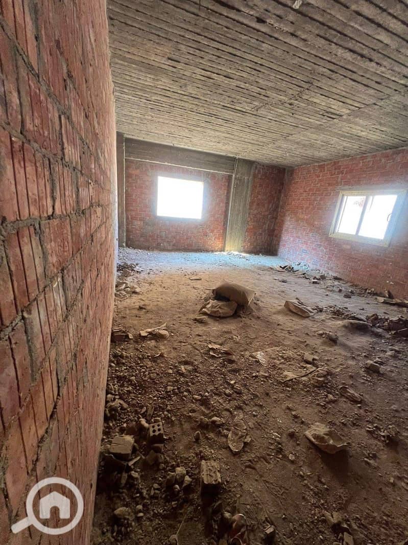 2 15dae2ef-16a3-4c93-8427-7b22fa1dba17. jpeg