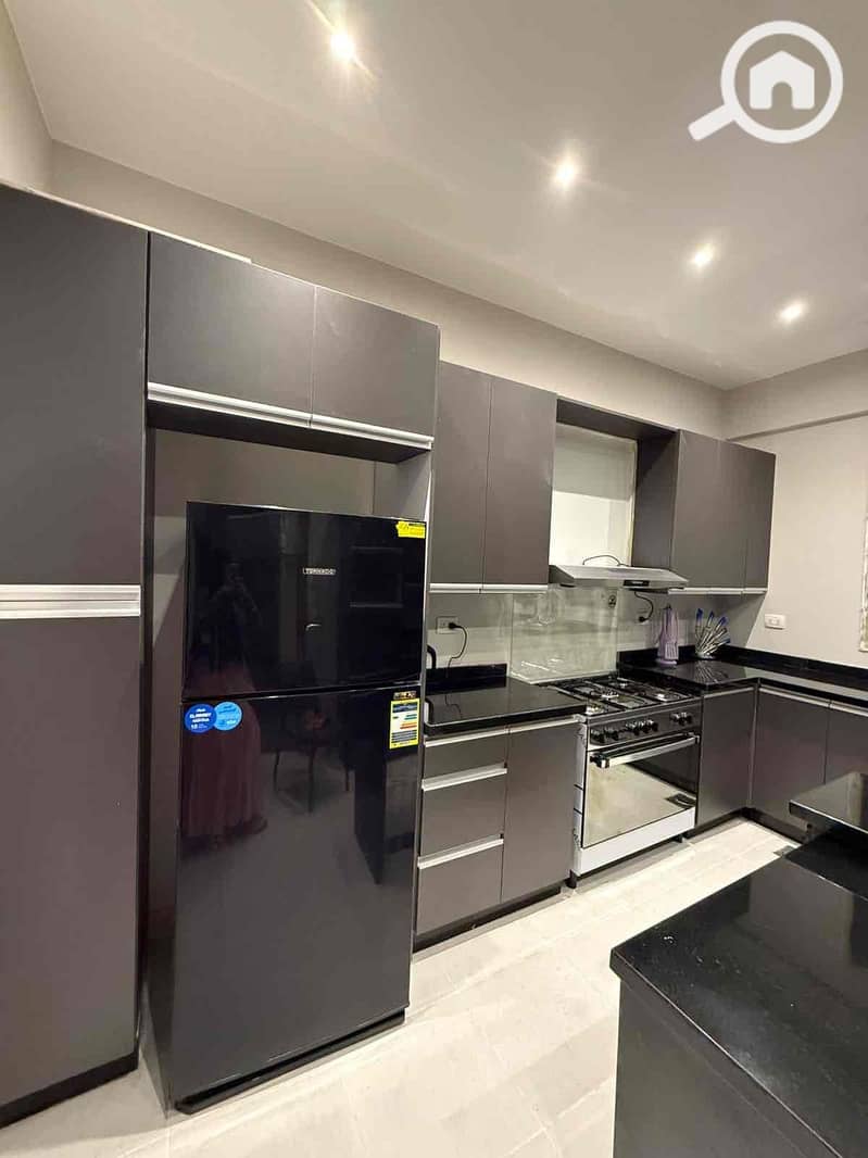 2 ad2e2c15-82e0-4847-a8e8-a2b1e93e0eec. jpg