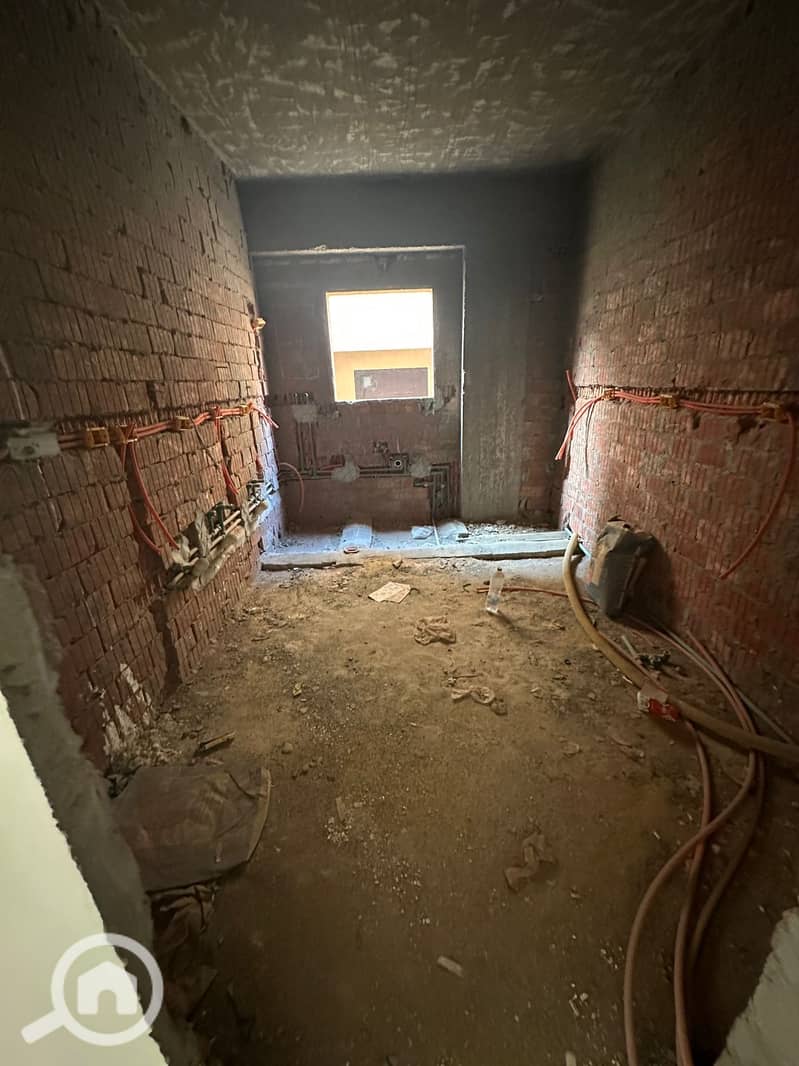 6 d7ade74b-0c0e-48f4-a362-cb8cb991f6fb. jpeg