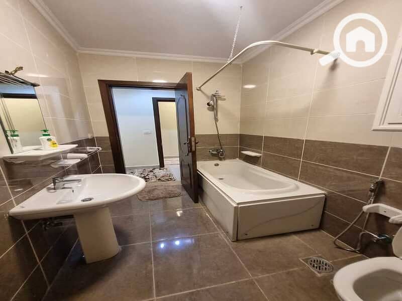 5 WhatsApp Image 2025-12-28 at 8.33. 34 AM (1). jpeg