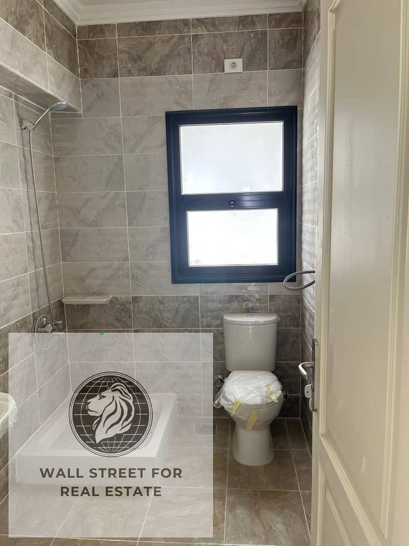 8 c6e136a0-5317-4edb-a899-3468222b98f7. jpg