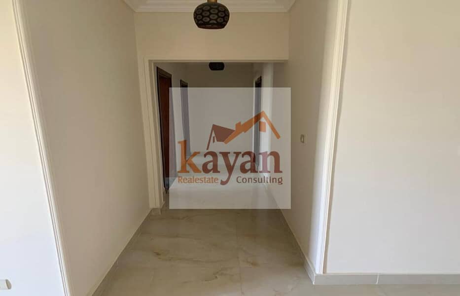 11 d0347b7d-4db9-48f4-be8b-2f7b4ae9d5e6. jpg