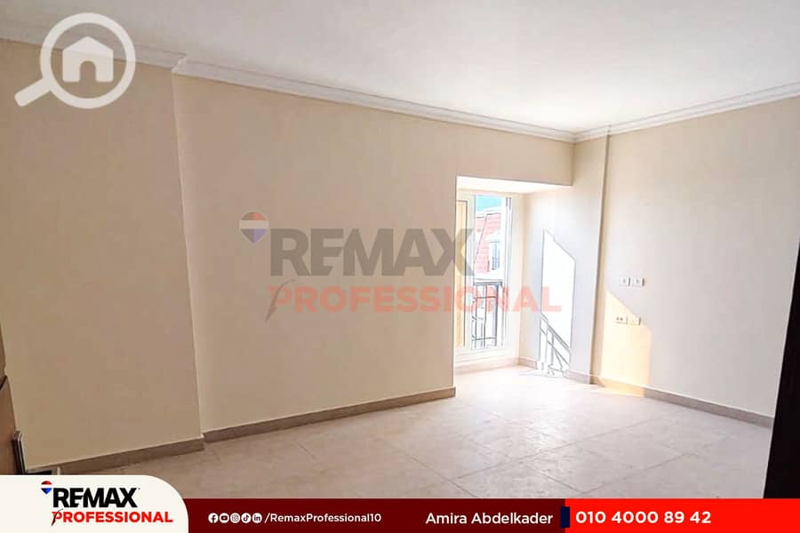 10 WhatsApp Image 2025-11-09 at 3.35. 44 PM. jpg