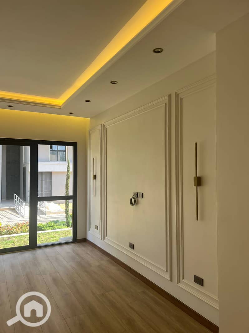 4 WhatsApp Image 2025-12-15 at 8.09. 04 PM (2). jpeg