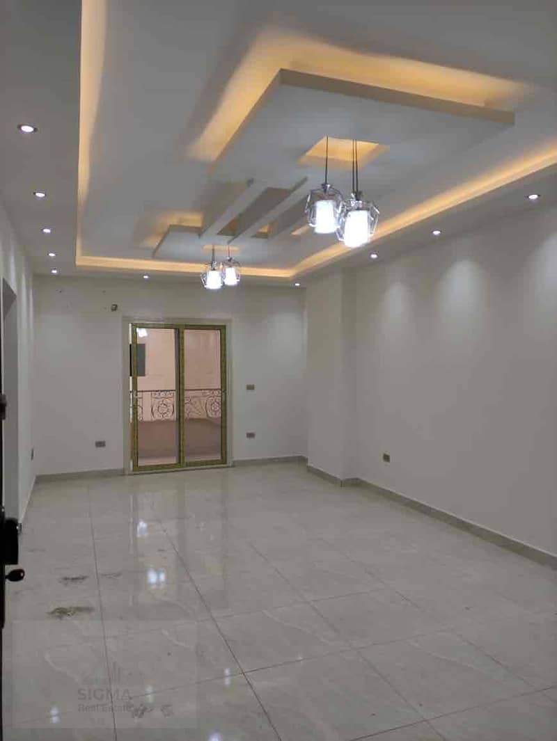 5 efc27fdd-47bf-4e67-a29c-cabba6296214. jpg