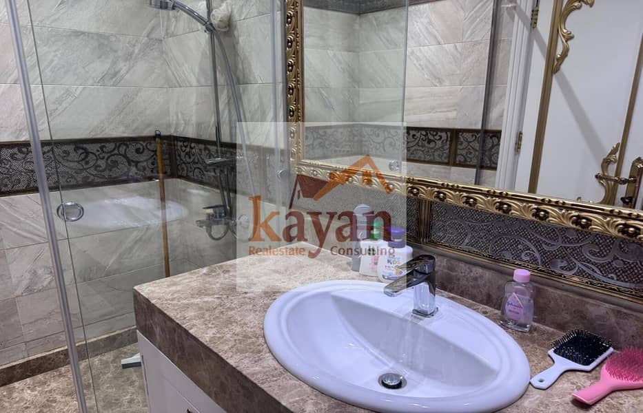 10 e756acc3-de8c-4d61-8c68-d4d3bd8a8095. jpg