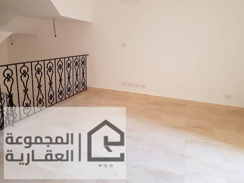 10 cbcf2eab-0146-4078-8cba-d288ab5f8b63. jpg