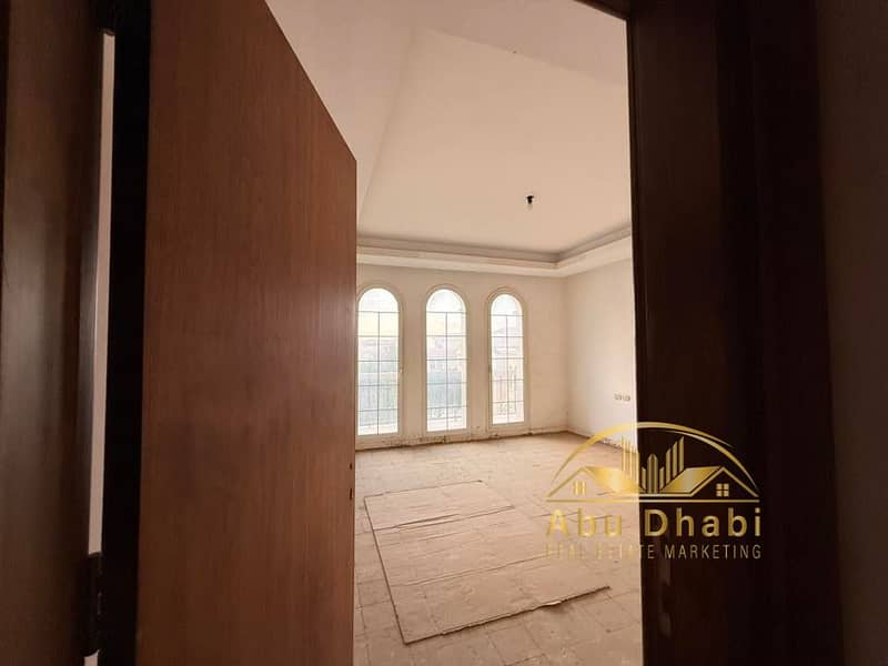 6 607953777_861076873335877_7772097126296998022_n. jpg