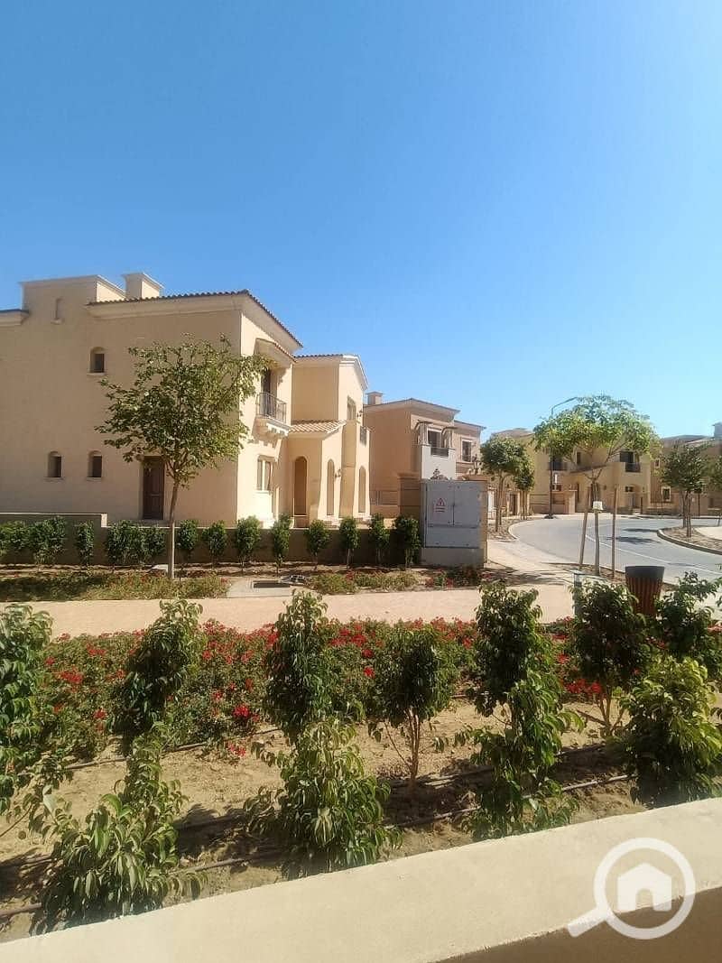 8 FB_IMG_1763132841899. jpg