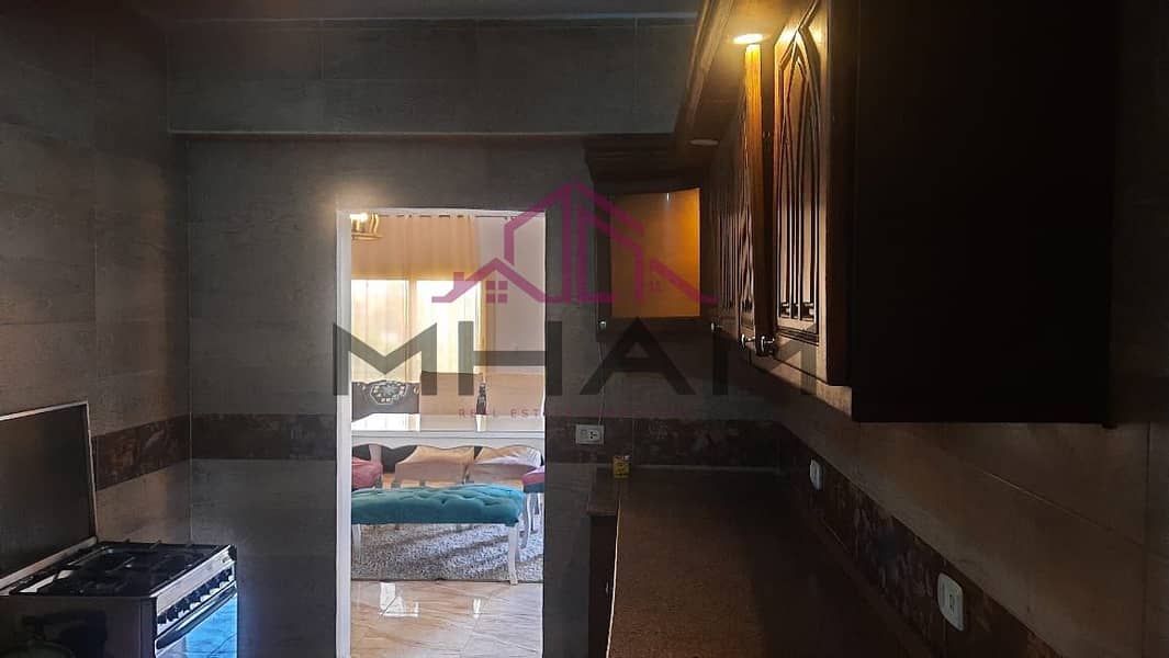 5 photo_5944934688944229904_y. jpg