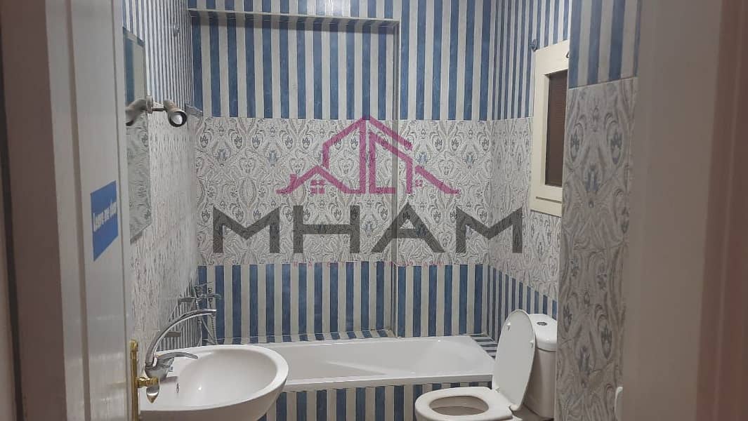 11 photo_5944934688944229912_y. jpg