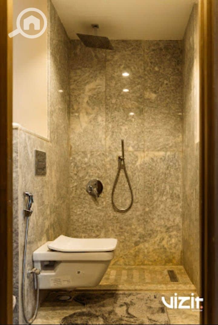 5 0f2d0401-2850-477d-bde8-aafe19ae8012. jpg