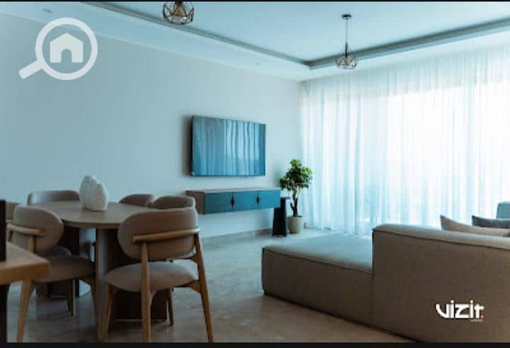 13 212ea8aa-e967-443e-a484-607ef79a1021. jpg