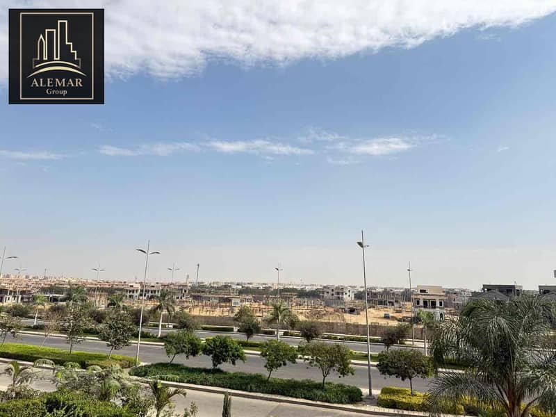 8 fd8af905-14da-4f1c-8ded-fcd9c814a051. jpg