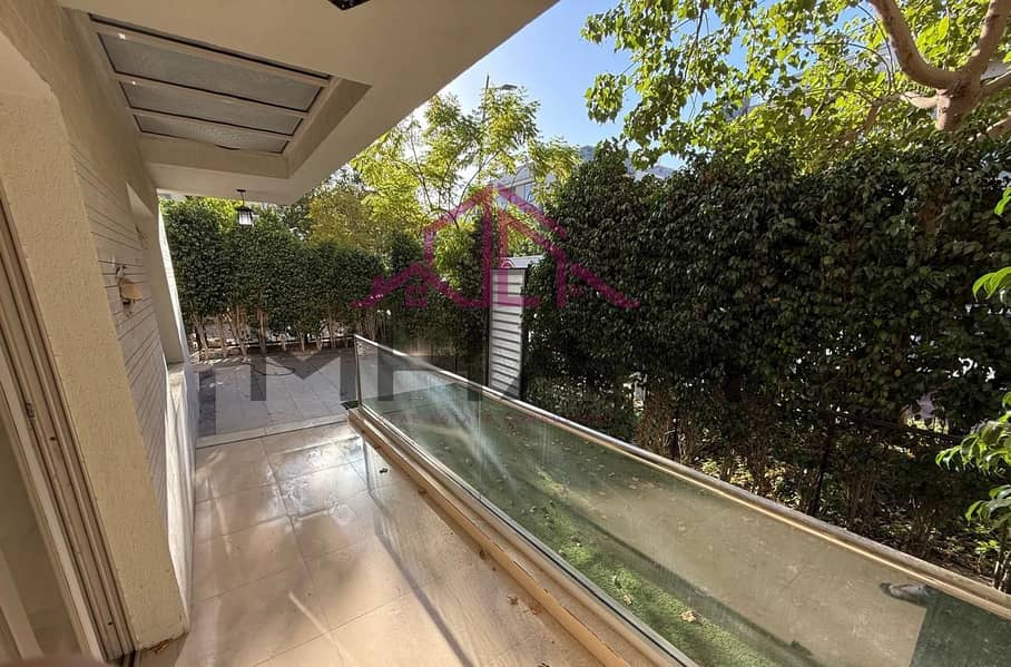 6 photo_5940391545552964375_y. jpg