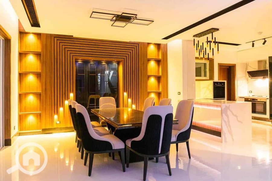 8 63067a90-ef42-4788-bf9a-90351d407757. jpg