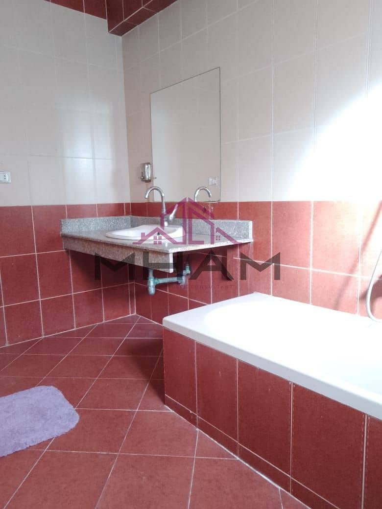 9 photo_5938139745739279563_y. jpg