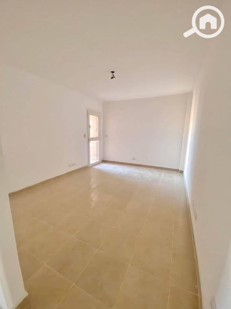 4 17164c48-cc62-4b07-a618-c164c485f6f7. jpg