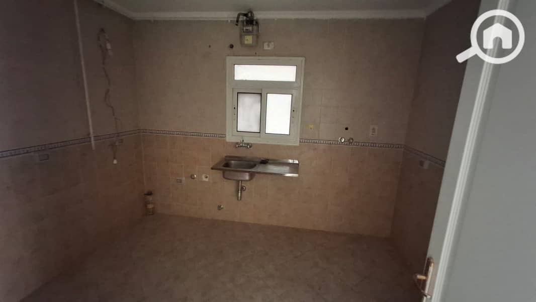 6 3a31b589-3d1e-467f-9044-3f303a6f1386. jpg