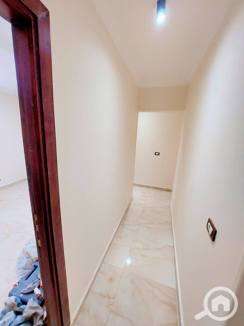 8 565330572_24984520174498405_2792004808827200495_n. jpg