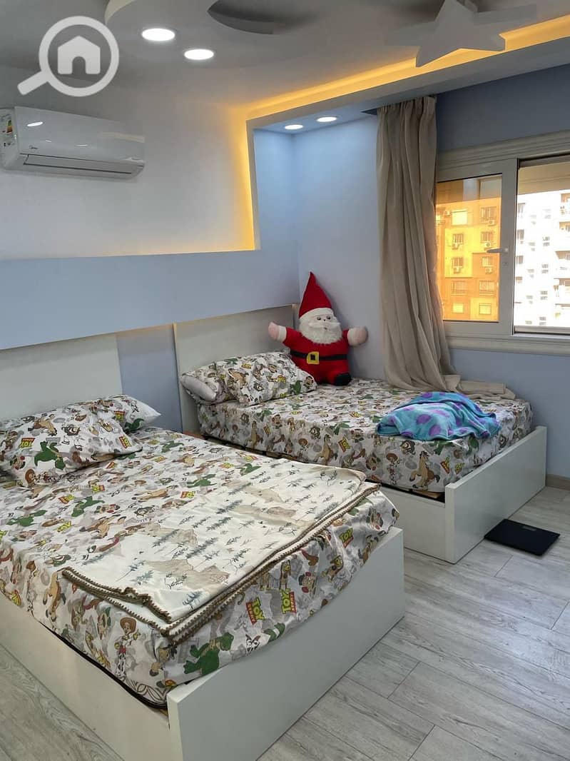 7 9c307155-5832-4d0f-a072-b0d0da89d54d. jpg