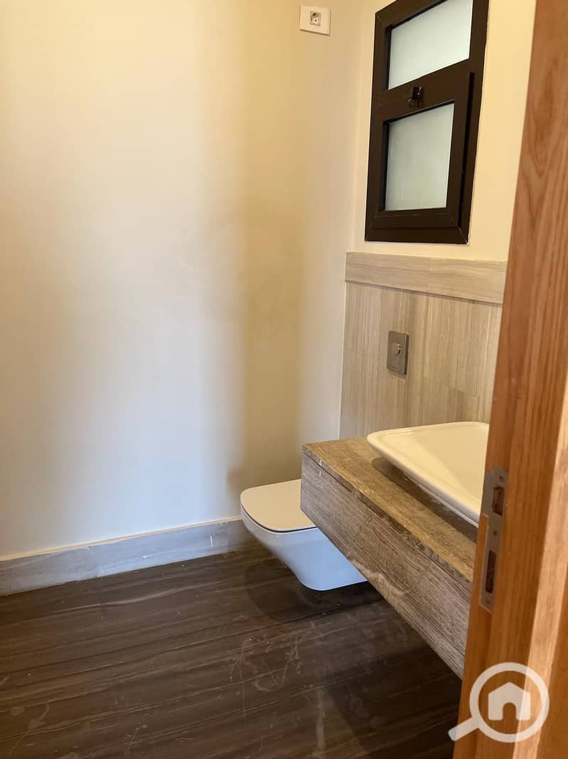 2 WhatsApp Image 2025-11-17 at 11.45. 11 PM (1). jpeg