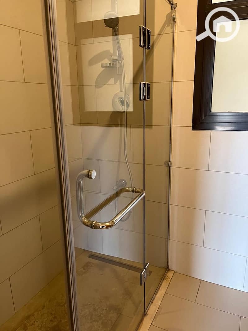 4 WhatsApp Image 2025-11-17 at 11.45. 08 PM (2). jpeg