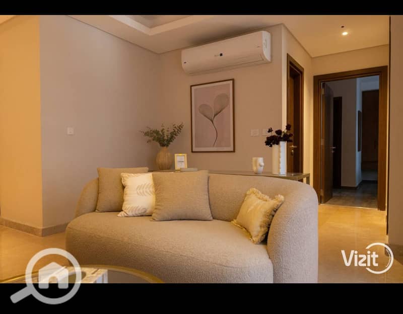 15 0906b03a-7e00-491a-89cb-65f99ed3f018. jpg