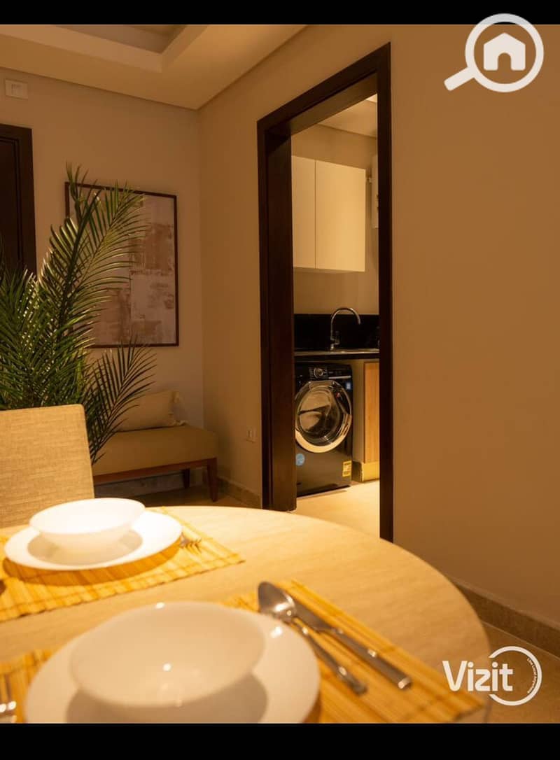 20 b8c1dda1-93b6-42ff-8497-8d38b55145ee. jpg