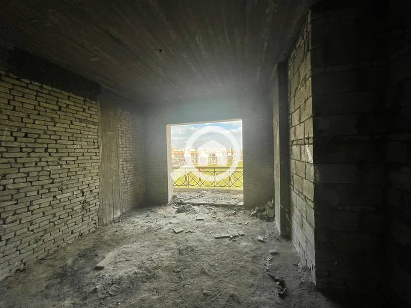 9 dba49048-80c0-417e-a54d-874f1d25ef23. jpg