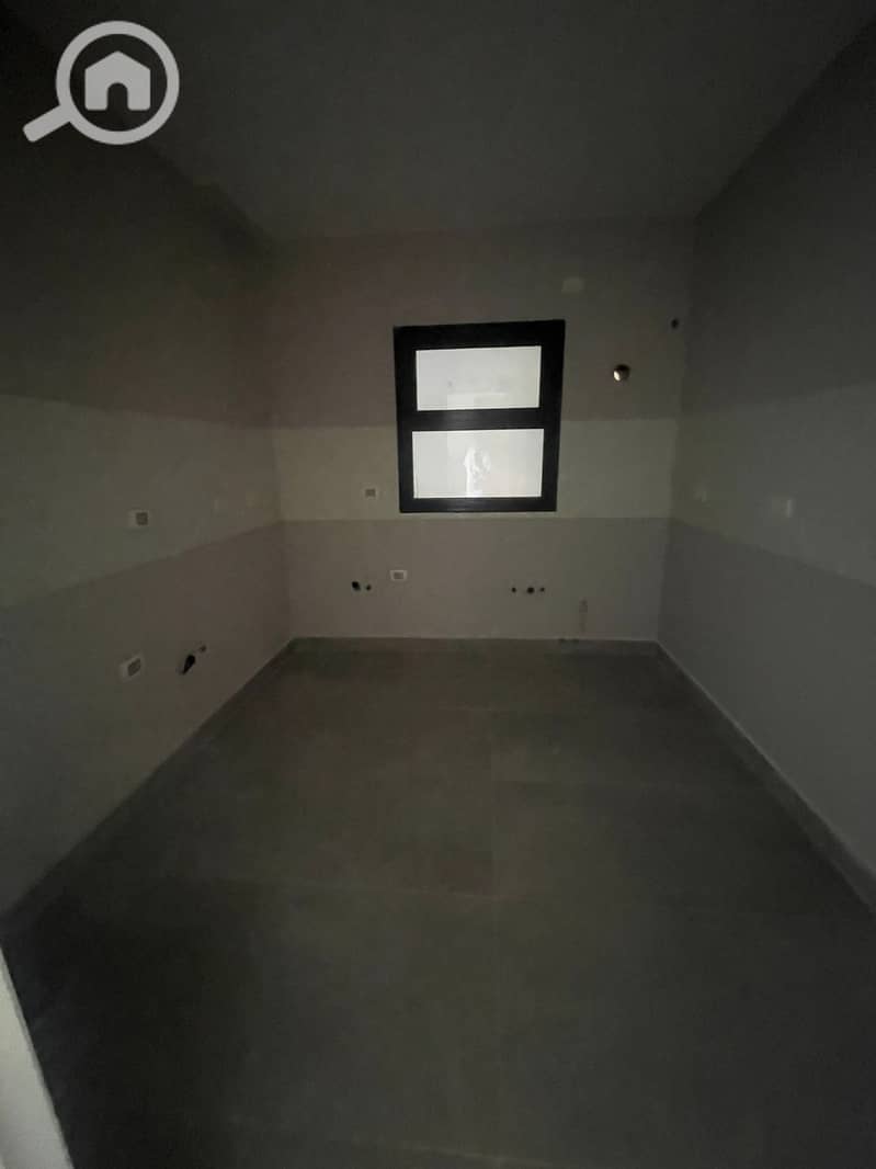 5 WhatsApp Image 2025-10-07 at 11.52. 52 AM. jpeg