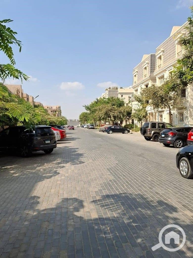 4 WhatsApp Image 2025-10-15 at 2.45. 10 PM. jpeg