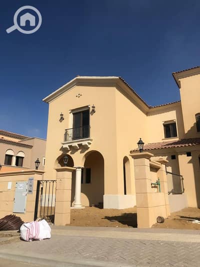 تاون هاوس 3 غرف نوم للبيع في القاهرة الجديدة، القاهرة - a9cf5fbf-44cc-4346-8a55-8e6403d2550f. jpg