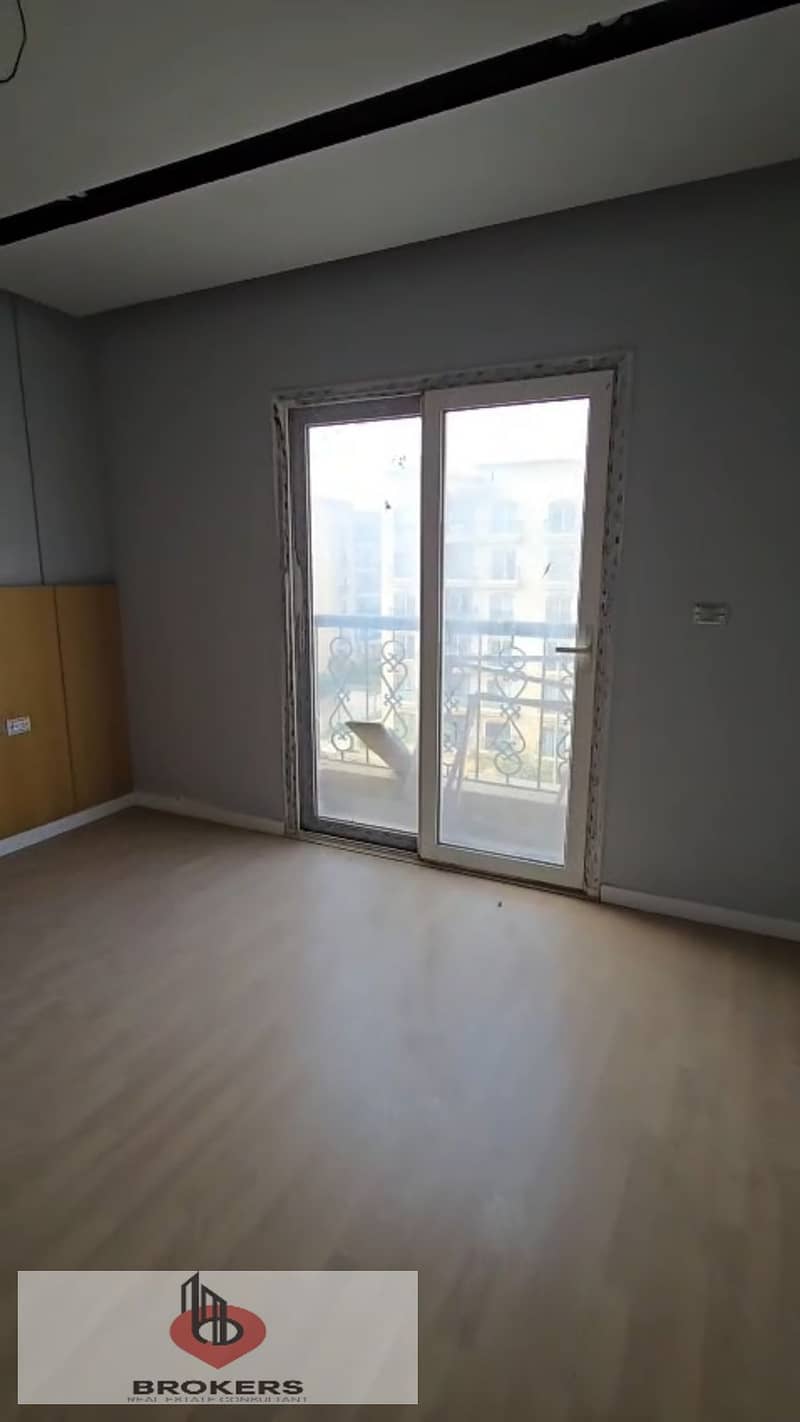 4 WhatsApp Image 2025-12-28 at 1.45. 29 PM (2). jpeg