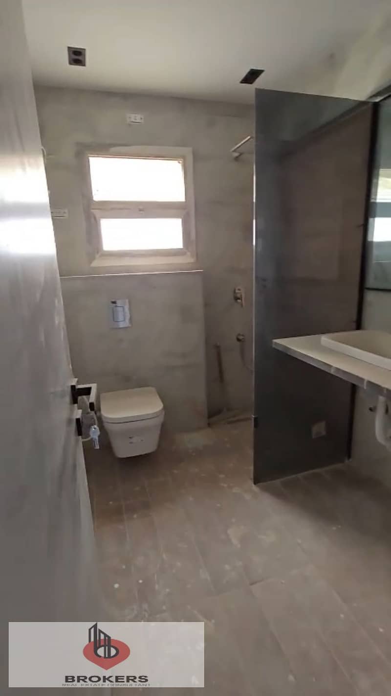 5 WhatsApp Image 2025-12-28 at 1.45. 29 PM (3). jpeg