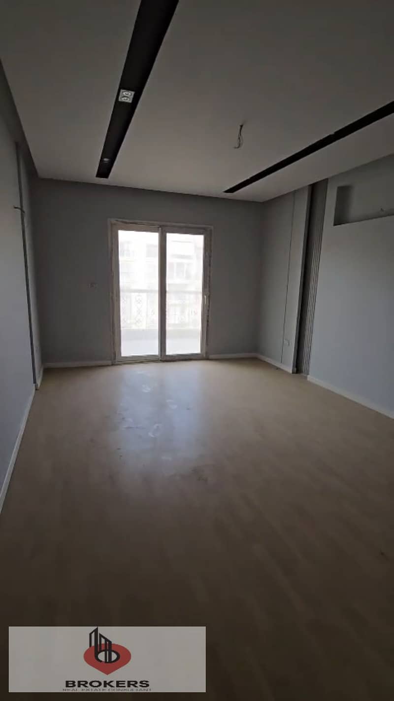 10 WhatsApp Image 2025-12-28 at 1.45. 30 PM (2). jpeg