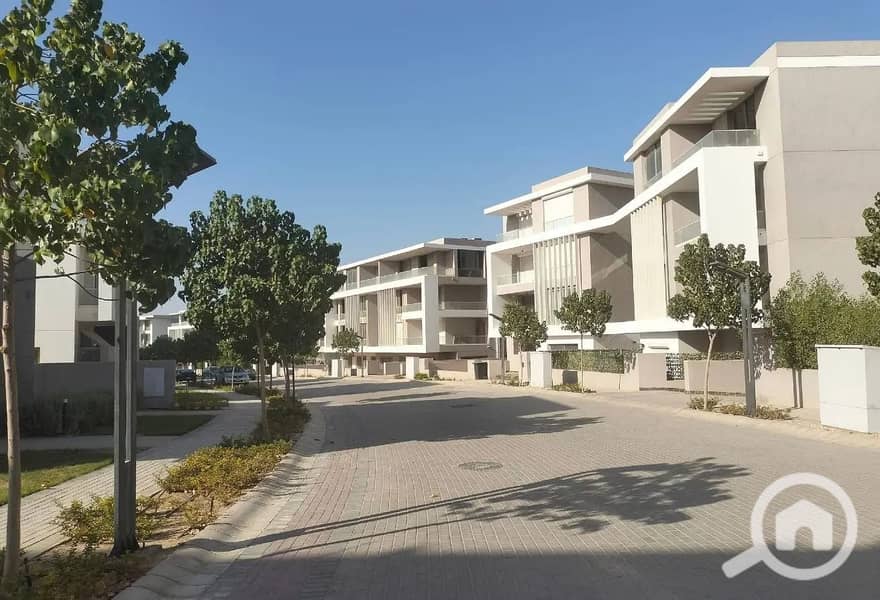 2 WhatsApp Image 2025-12-06 at 4.18. 55 PM (1). jpeg