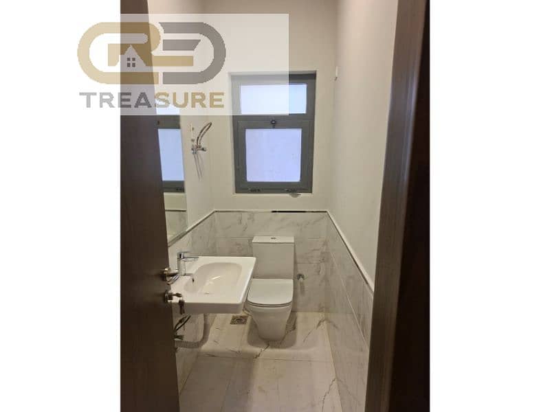 14 WhatsApp Image 2025-12-17 at 5.16. 39 PM (2). jpg