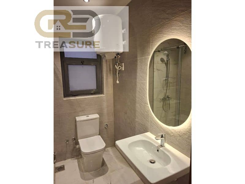 16 WhatsApp Image 2025-12-17 at 5.16. 33 PM (3). jpg