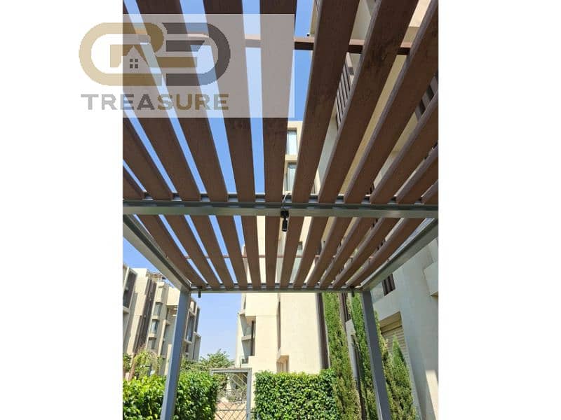 25 WhatsApp Image 2025-12-17 at 5.16. 32 PM (2). jpg