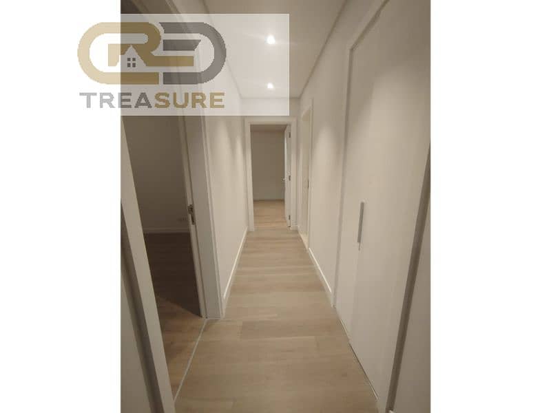 5 WhatsApp Image 2025-12-28 at 1.34. 29 PM (1). jpg