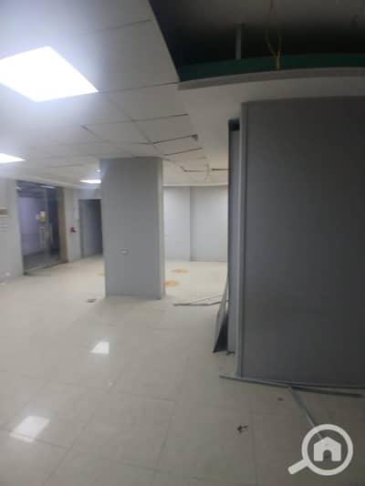 مکتب  للايجار في سموحة، الإسكندرية - WhatsApp Image 2025-12-28 at 2.34. 22 PM (1). jpeg