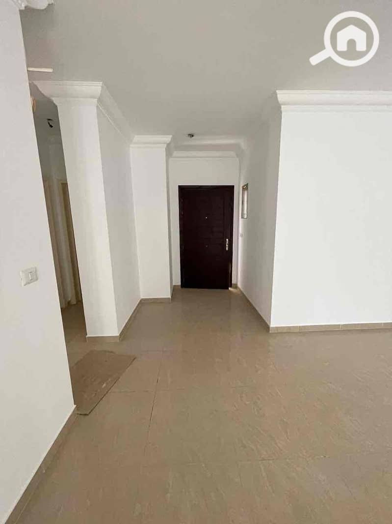 12 f6a21ad4-e69d-45cd-85cc-aafe566c6226. jpg